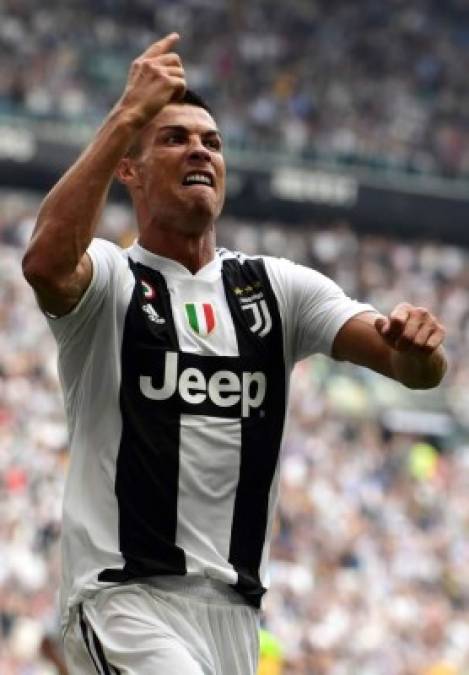 Cristiano Ronaldo hizo su habitual festejo tras marcar un gol. Foto AFP