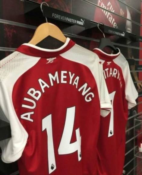 En Inglaterra ya se venden las camisetas del delantero Aubameyang, por lo que todo indica que será el nuevo fichaje del Arsenal.