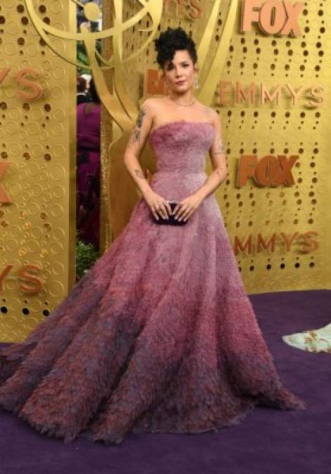 US singer Halsey arrives for the 71st Emmy Awards at the Microsoft Theatre in Los Angeles on September 22, 2019. (Photo by VALERIE MACON / AFP)