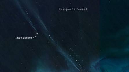 La plataforma, en la que fue identificada la fuga de gas metano, está ubicada cerca de Campeche, en el sur de México y es una de las plataformas petroleras más grandes del país. Fotografía: Agencia Espacial Europea.