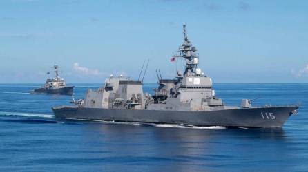 El destructor “USS Milius” está equipado con misiles guiados.