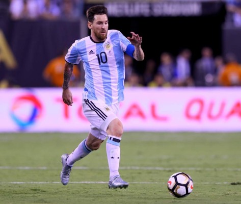 Messi deja vía libre a Cristiano Ronaldo para el Balón de Oro