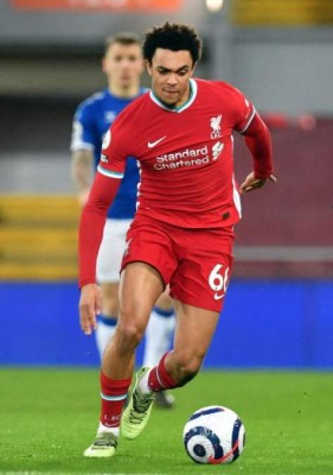 9. Trent Alexander Arnold - El defensa inglés del Liverpool se ha metido al top 10 con un aumento del valor de mercado de 4 millones de euros, superando a su compañero Sadio Mané y Erling Haaland. El valor del jugador de 22 años es de 111 millones de euros.