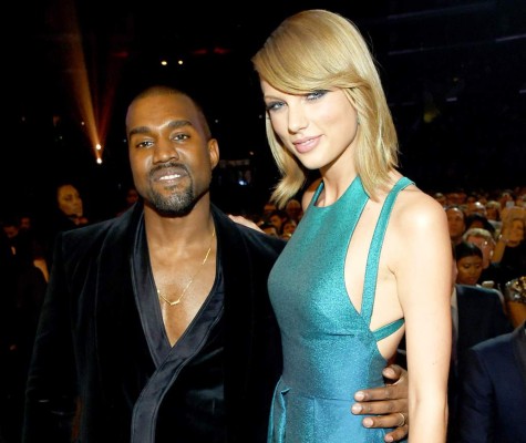 Taylor Swift es insultada por Kanye West