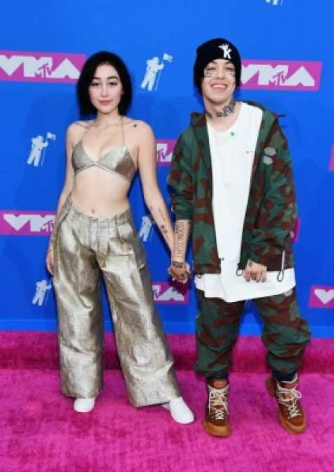 La cantante Noah Cyrus y su novio, el rapero Lil Xan.