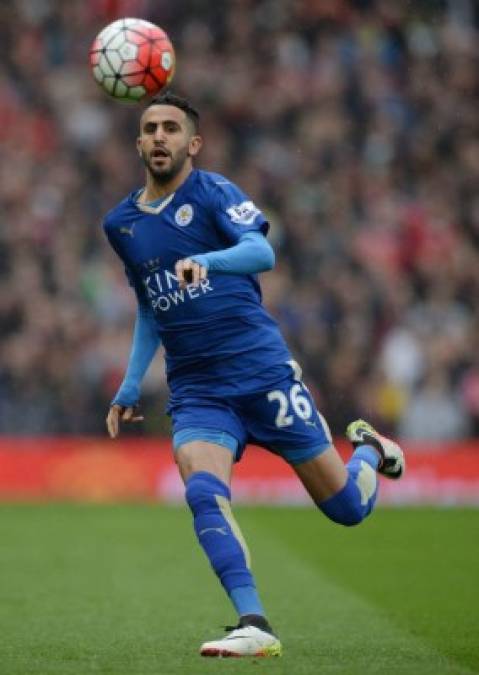 Riyad Mahrez seguirá en el Leicester City, salvo giro inesperadísimo con destino España este 1 de septiembre (fecha del cierre del mercado en ese país). Objeto de deseo de la Roma, en la última semana se le colocó en Chelsea, Arsenal... e incluso Barcelona, como plan B a Coutinho. El argelino no cambiará de equipo.