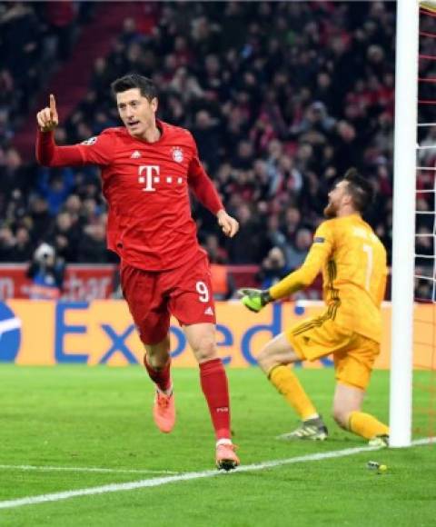 El goleador polaco Robert Lewandowski abrió el camino de la victoria del Bayern Múnich (2-0) al derribar el muro del Olympiacos.