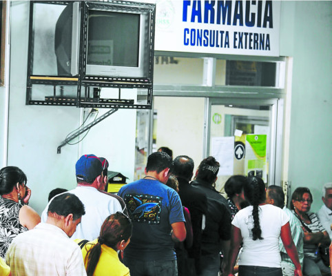 Congelarán salarios y cláusulas económicas en el Seguro Social de Honduras