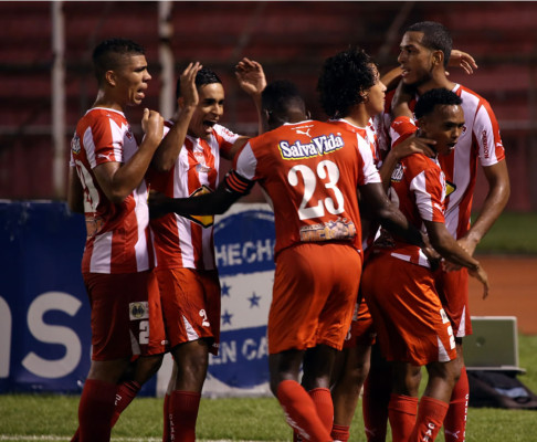 El Vida deja en alerta roja al Marathón