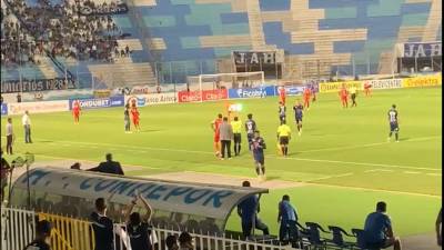 VIDEO: La silbatina a Rodrigo Auzmendi de los aficionados del Motagua