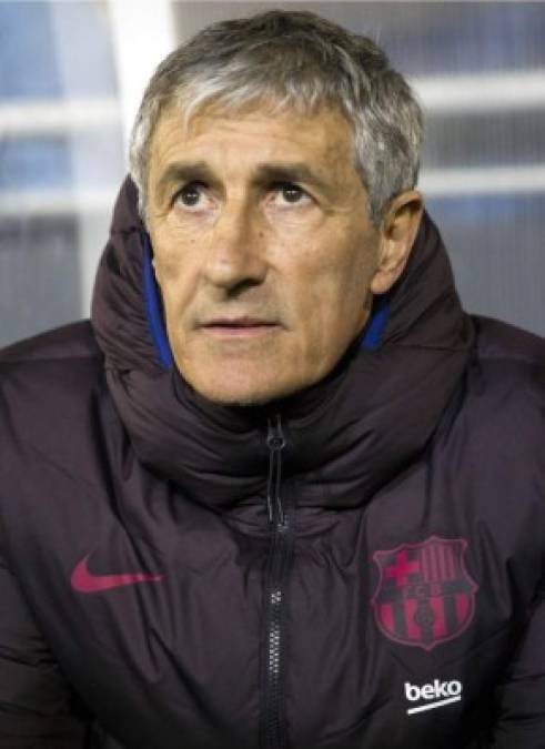 Quique Setién quiere un delantero para el Barcelona. El entrenador del Barcelona dijo en rueda de prensa que 'sería bueno que viniera un jugador, pero estoy encantado con lo que tengo'.