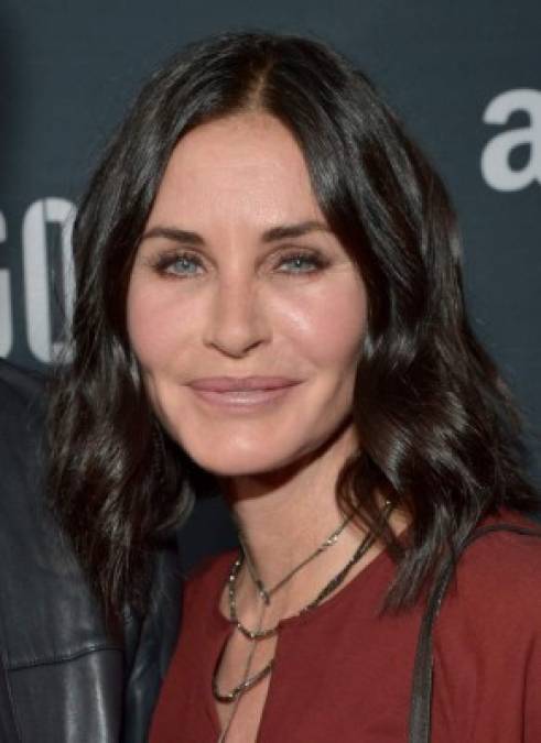 En una entrevista para New Beauty en 2017, Courteney reveló que le habían disuelto los rellenos faciales. 'Creo que ahora me parezco más a la persona que era', aseguró.<br/><br/>