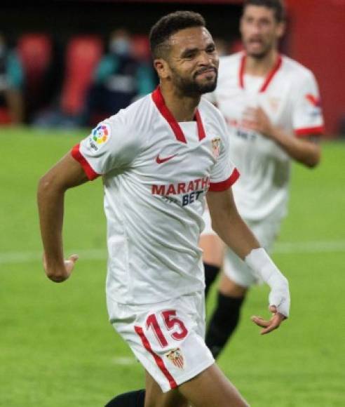 El West Ham de la Premier League de Inglaterra quiere al delantero Youssef En-Nesyri, quien milita en el Sevilla. Según The Athletic, está preparando una oferta inicial de 25 millones de euros.