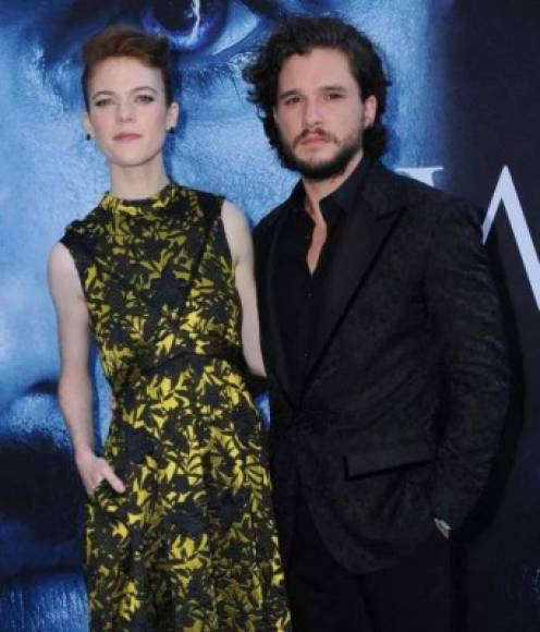 El intérprete de Jon Snow en la exitosa serie Game Of Thrones negó las acusaciones, que han venido a ensombrecer su matrimonio con Rose Leslie, con quien se casó hace menos de seis meses.