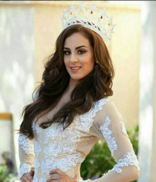 'Expresamos nuestras más sinceras condolencias para la familia Rivera por el sensible fallecimiento de Stephanie Rivera...', postearon en la cuenta de Facebook de Miss Earth Baja California.