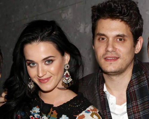 Katy Perry sorprende al regresar con su exnovio.