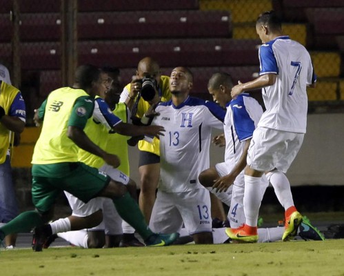 Honduras, a un empate de ser campeón de la Copa Centroamericana
