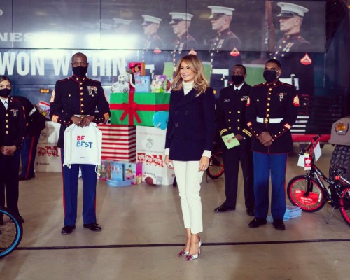 Melania Trump derrocha elegancia en sus últimos eventos como primera dama de EEUU