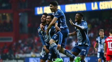 El Pachuca le pasó por encima de manera contundente al Toluca en su propia casa y caricia el título del Torneo Apertura 2022 de la Liga MX.