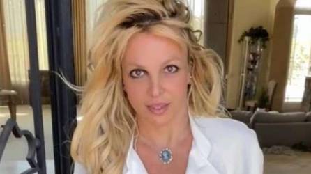 La cantante estadounidense Britney Spears, que el pasado noviembre ganó la batalla legal que puso fin a 13 años de tutela sobre su persona y su patrimonio, se ha sincerado sobre esa etapa admitiendo que estaba asustada y que se sentía como si no fuera nada.