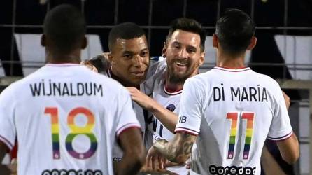 Lionel Messi y Kylian Mbappé lideraron el triunfo del PSG (0-4) en el campo del Montpellier.