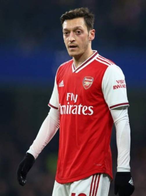 El alemán Mesut Özil no está teniendo en el Arsenal el protagonismo que querría, y según Sky Sports el Instanbul Basaksehir turco está planeando realizar una oferta al conjunto 'gunner' con la intención de hacerse con sus servicios.