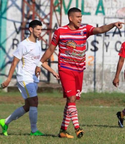 Roy Posas: El experimentado defensor que ha vestido las camisetas de clubes como Marathón y Olimpia podría someterse a una prueba con el Vida. En la actualidad milita con el Estrella Roja del Ascenso.