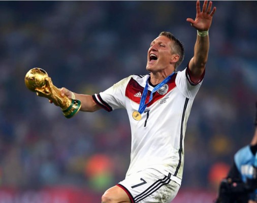 Schweinsteiger, nuevo capitán de la selección alemana