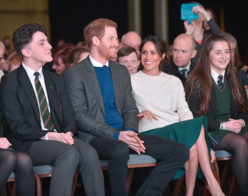 El príncipe Enrique y Meghan Markle visitan Irlanda del Norte