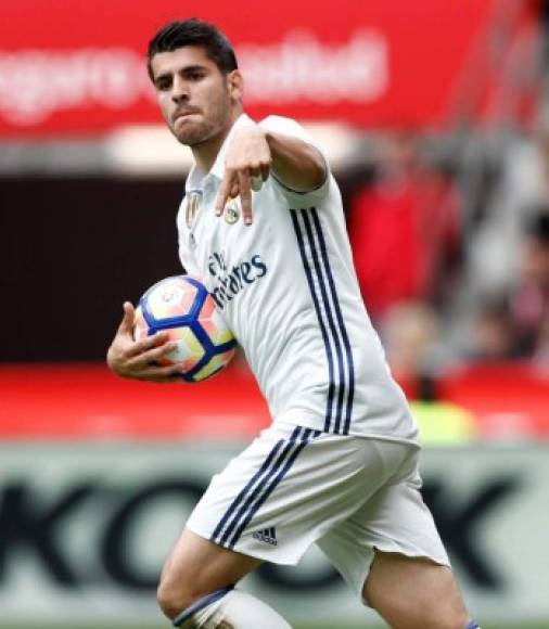 Según informa 'La Gazzetta dello Sport', el Milan sigue insistiendo en el delnatero del Real Madrid, Álvaro Morata, y habría ofrecido ya cerca de 60 millones de euros.