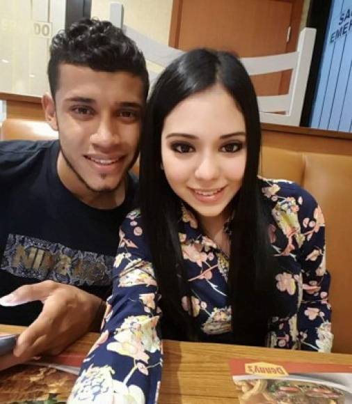 Amanda Hernández es la novia del defensa de 21 años, Marcelo Pereira, que milita en el Motagua.