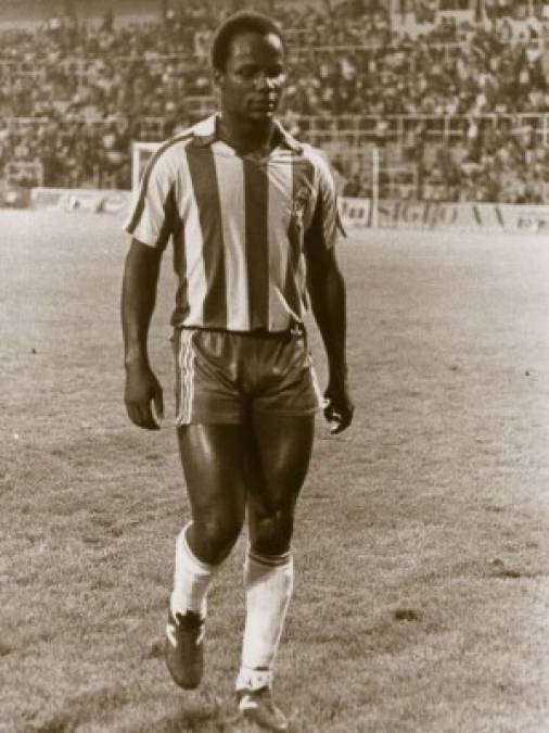 Gilberto Yearwood - El histórico futbolista hondureño está entre las leyendas del Real España para Mateo Yibrín.