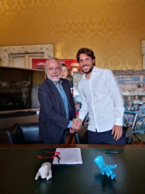 El Napoli ha confirmado este martes el fichaje de Simone Verdi, delantero italiano de 25 años que llega procedente del Bolonia. Foto Twitter