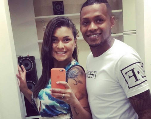 'Voy a ser su esposa eterna, novia y amiga' pareja de jugador del Chapecoense