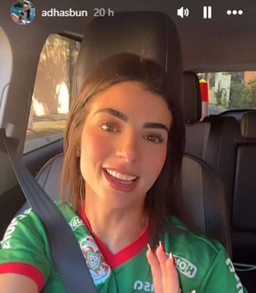 Mediante su cuenta oficial de Instagram, la influencer salvadoreña ha señalado su simpatía por el Marathón y lo hizo con la camiseta puesta del equipo verde. 