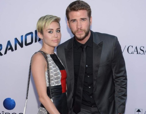 Miley Cyrus admite seguir amando a su expareja