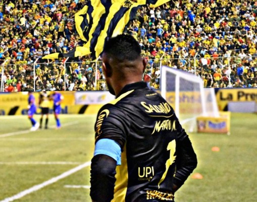 Sinager autoriza regreso de los aficionados en los estadios de Honduras