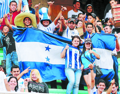 Una afición de Mundial despidió a la Selección de Honduras