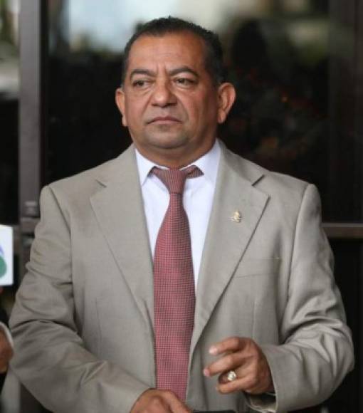 El ex miembro del Consejo de la Judicatura, Celino Aguilera, enfrenta 78 delitos de malversación de caudales públicos y tres delitos de uso de documentos privados falsos.