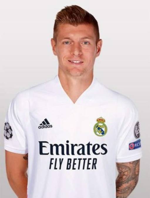 Toni Kroos (30 años) - El mediocampista alemán seguirá portando el dorsal ‘8’ en el Real Madrid.