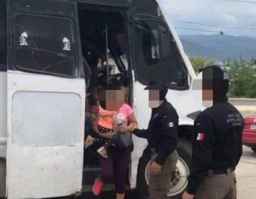 Detienen a migrantes hondureños en Chiapas, México