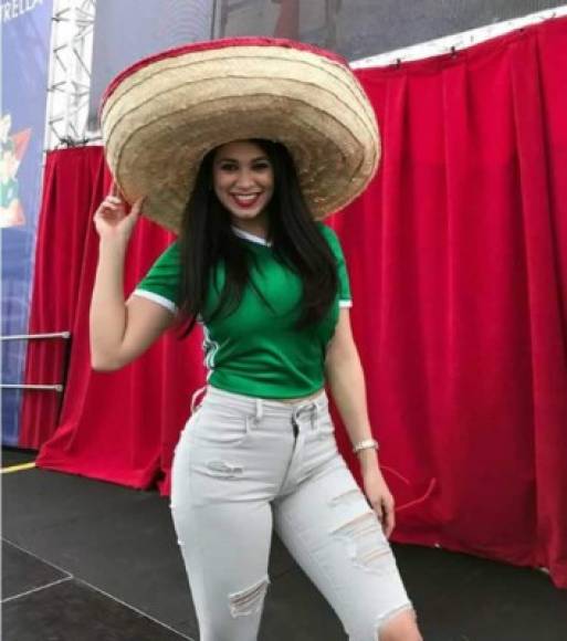 Carla Medrano estará alentando a México en este Mundial de Rusia 2018.
