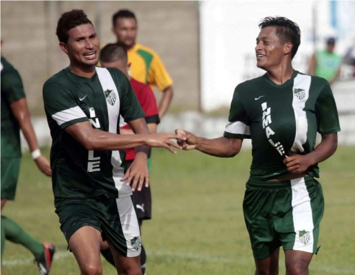 El Yoro FC se llevó el clásico goleando al Social Sol