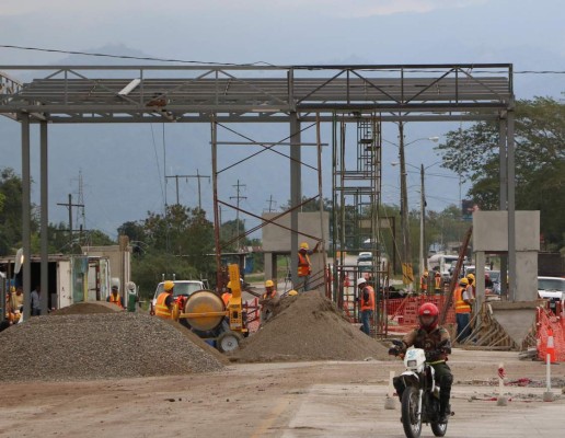 Próxima semana decidirán reubicación de casetas de peaje en el Corredor Turístico