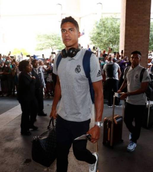 Rafael Varane también fue parte de la delegación que llegó a Houston.