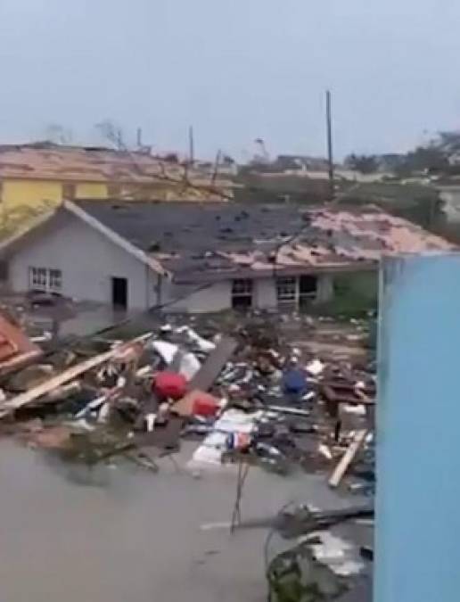 El huracán también golpeó áreas cercanas a la Gran Bahama y las lluvias en la región provocan todavía inundaciones en el noroeste y centro del archipiélago atlántico.