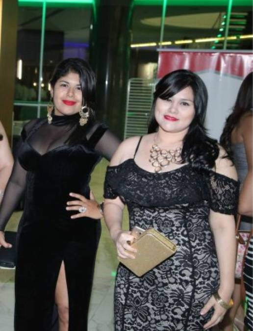 Maritza Ramírez y Karla Portillo.