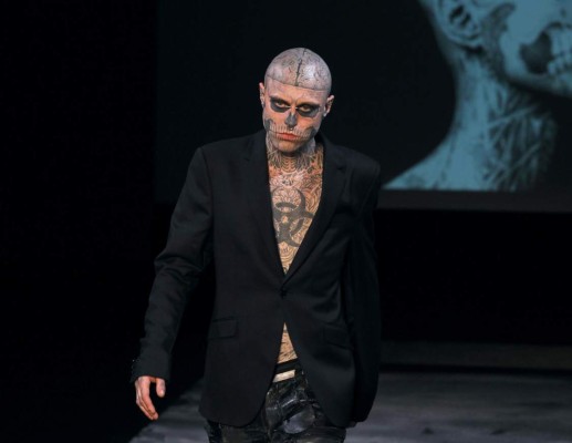 El modelo y artista canadiense Zombie Boy acaba con su vida