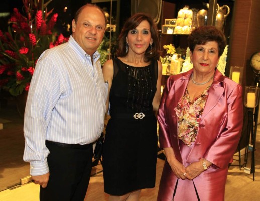 Ashley Furniture HomeStore llega a Honduras