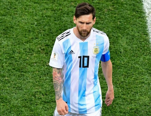 Argentina's forward Lionel Messi reacts at the end of the Russia 2018 World Cup Group D football match between Argentina and Croatia at the Nizhny Novgorod Stadium in Nizhny Novgorod on June 21, 2018. Croatia won 0-3. / AFP PHOTO / Martin BERNETTI / RESTRICTED TO EDITORIAL USE - NO MOBILE PUSH ALERTS/DOWNLOADS